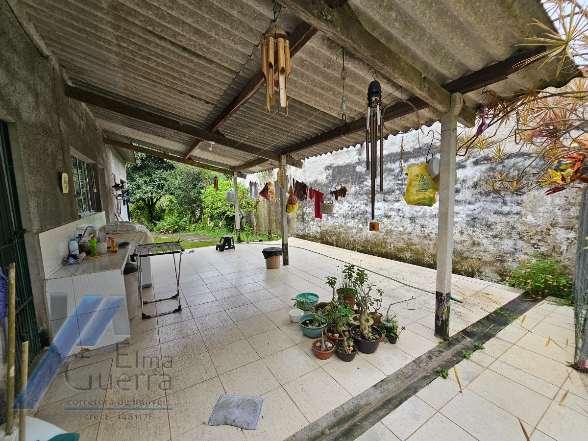Ubatuba, Taquaral - Casa com 02 dormitórios, com terreno de 1.000 m2, doc. Ok.