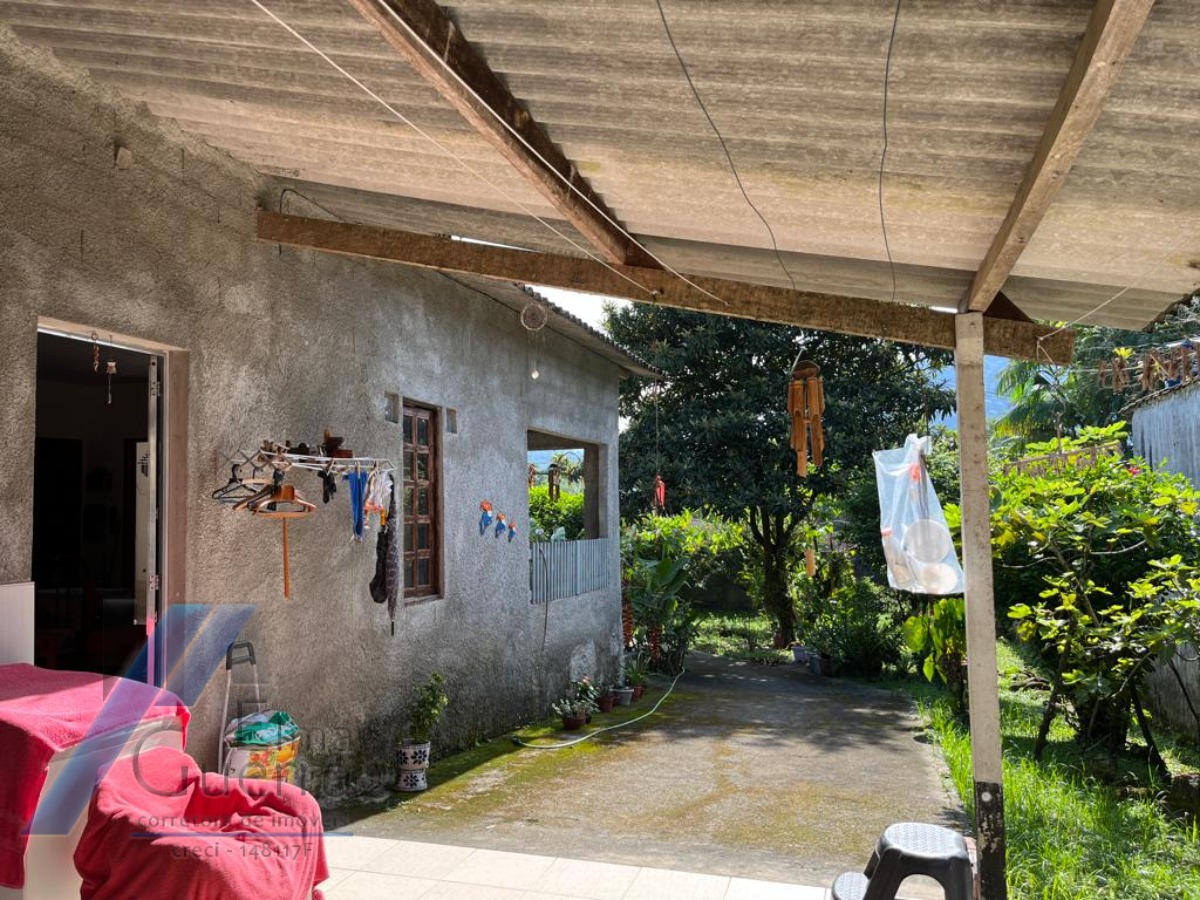 Ubatuba, Taquaral - Casa com 02 dormitórios, com terreno de 1.000 m2, doc. Ok.