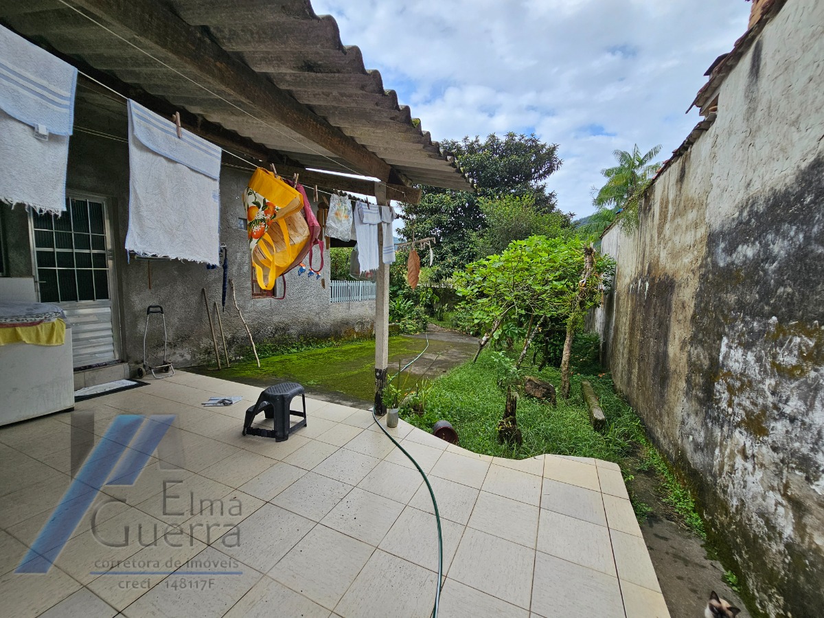 Ubatuba, Taquaral - Casa com 02 dormitórios, com terreno de 1.000 m2, doc. Ok.