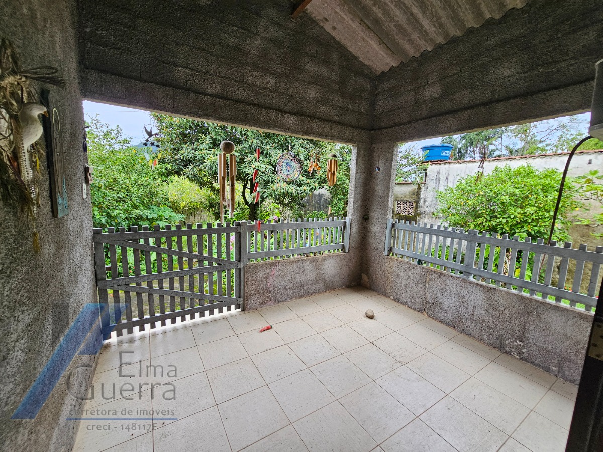Ubatuba, Taquaral - Casa com 02 dormitórios, com terreno de 1.000 m2, doc. Ok.