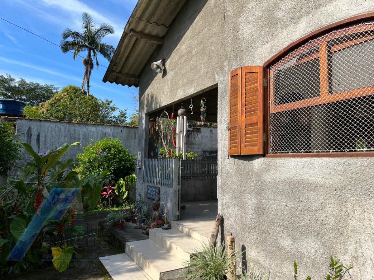 Ubatuba, Taquaral - Casa com 02 dormitórios, com terreno de 1.000 m2, doc. Ok.