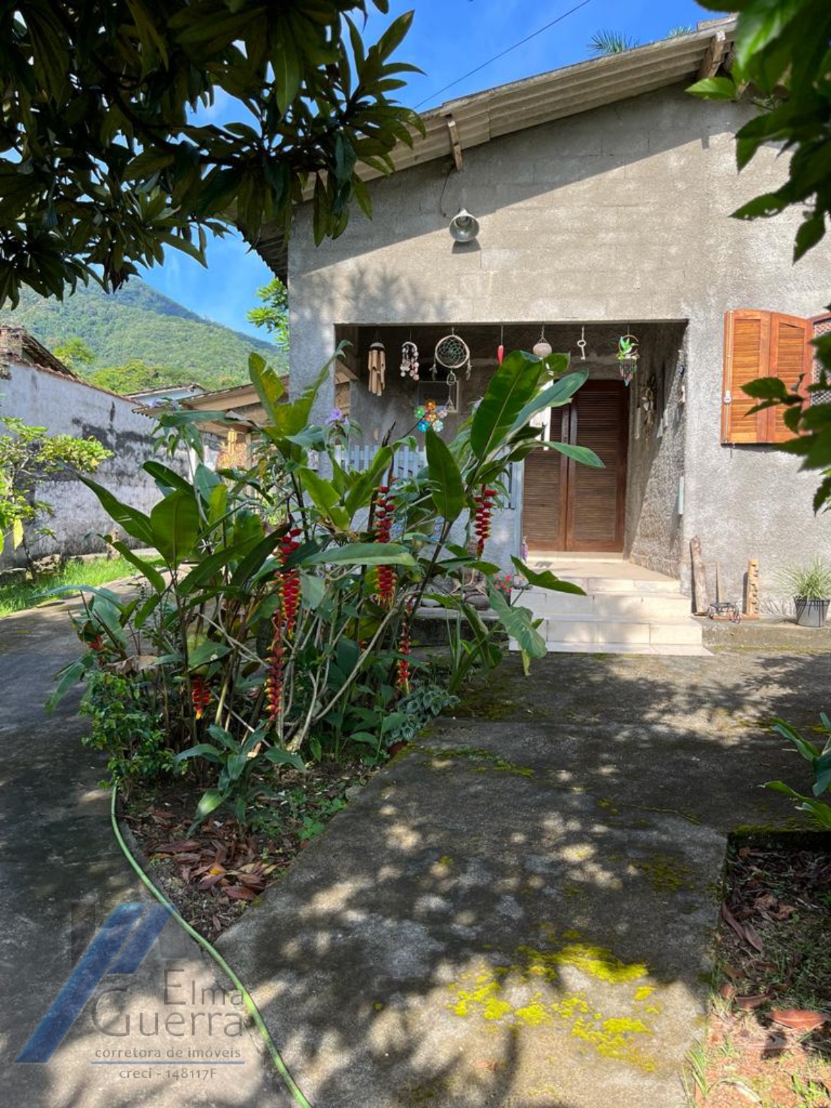 Ubatuba, Taquaral - Casa com 02 dormitórios, com terreno de 1.000 m2, doc. Ok.