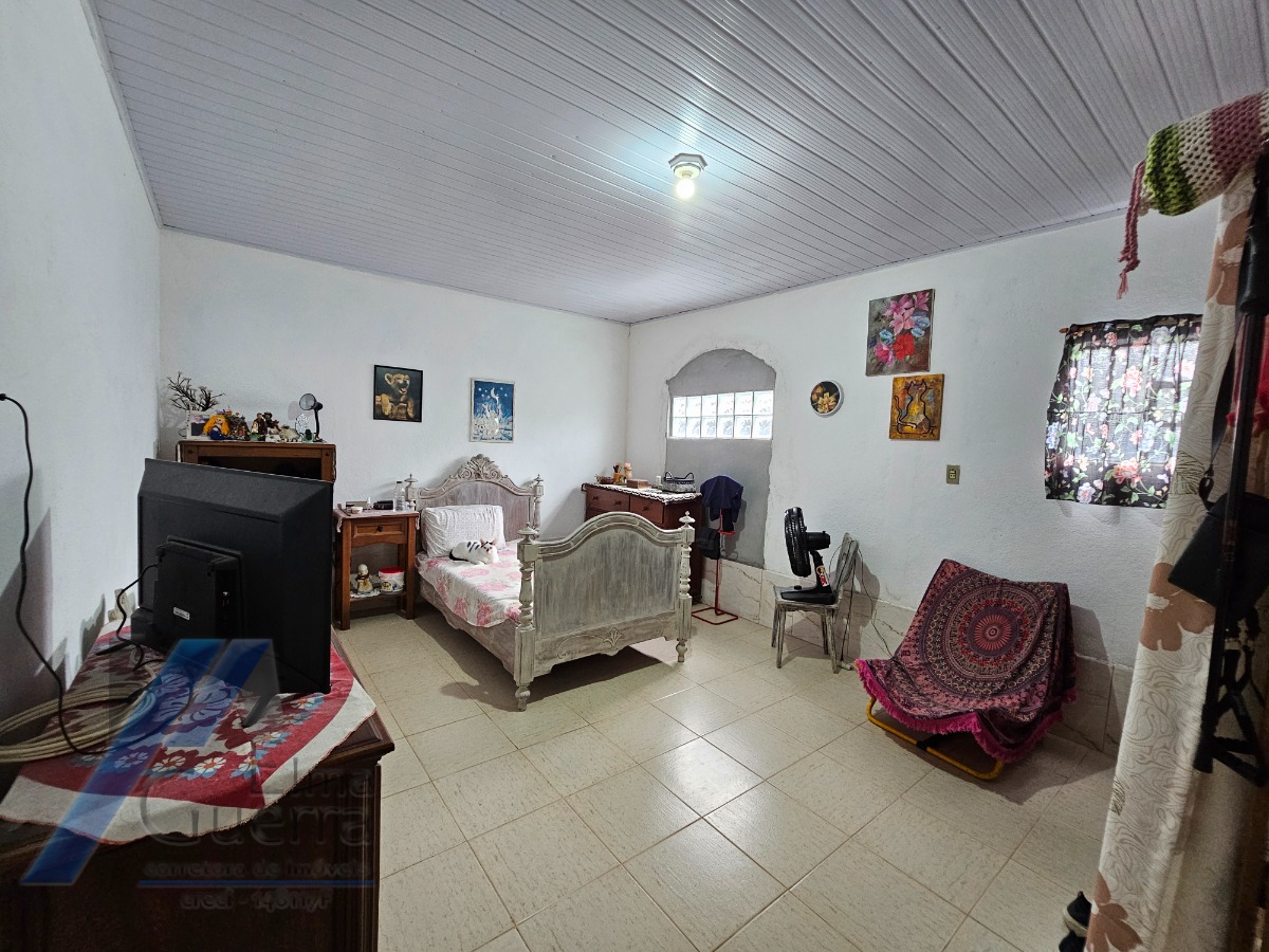 Ubatuba, Taquaral - Casa com 02 dormitórios, com terreno de 1.000 m2, doc. Ok.