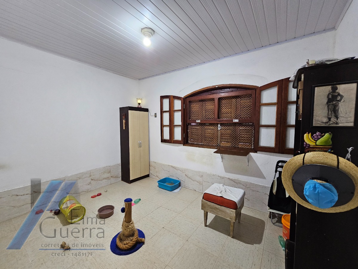 Ubatuba, Taquaral - Casa com 02 dormitórios, com terreno de 1.000 m2, doc. Ok.