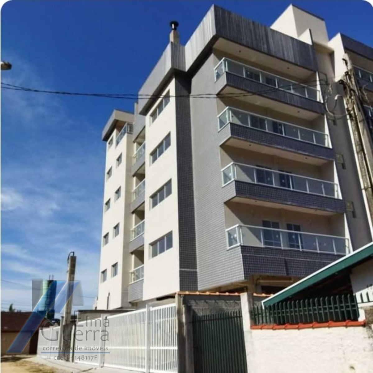 Apartamento à venda com 2 quartos, 61m² - Foto 2