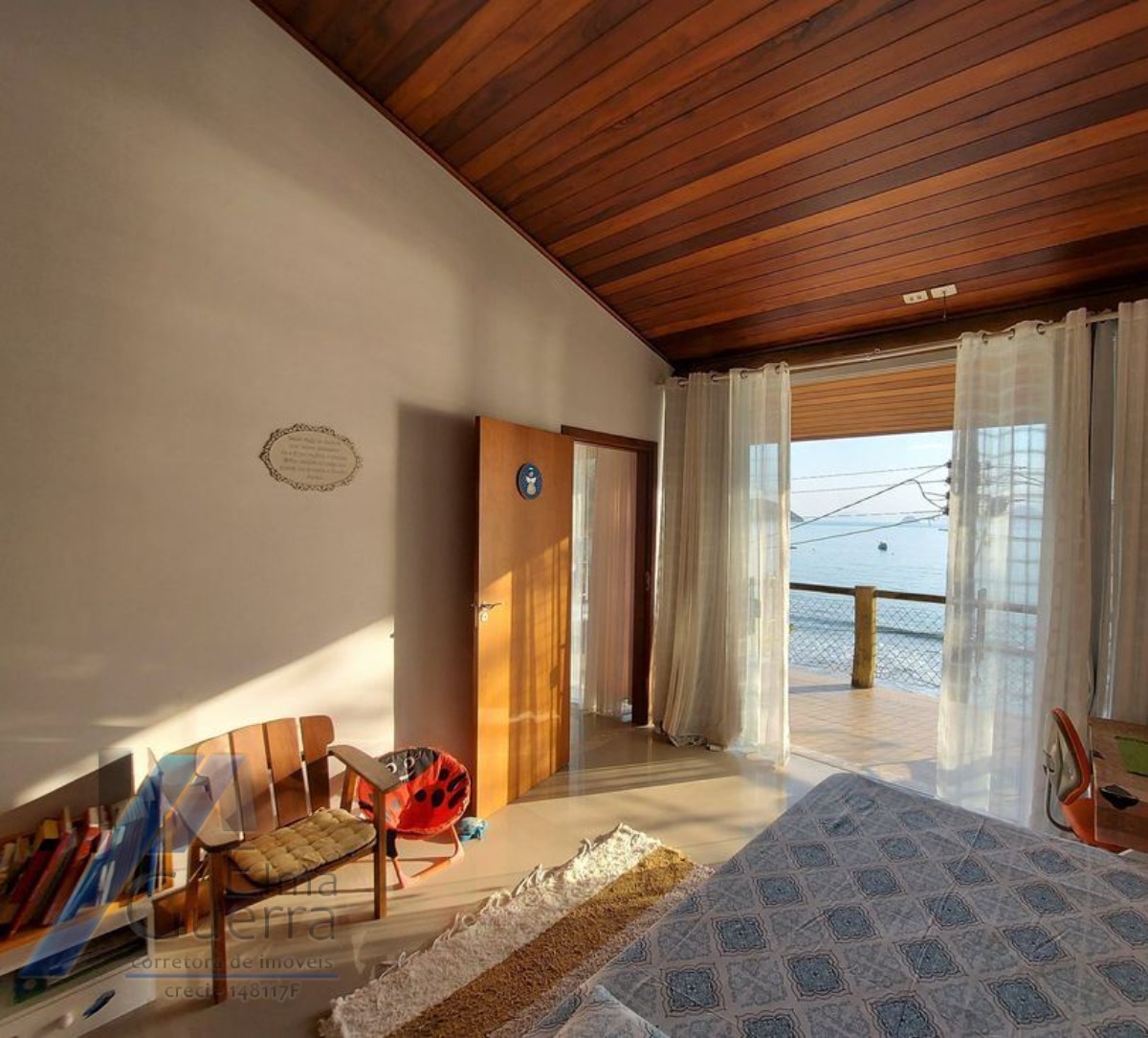 Casa, 3 quartos, 267 m² - Foto 26