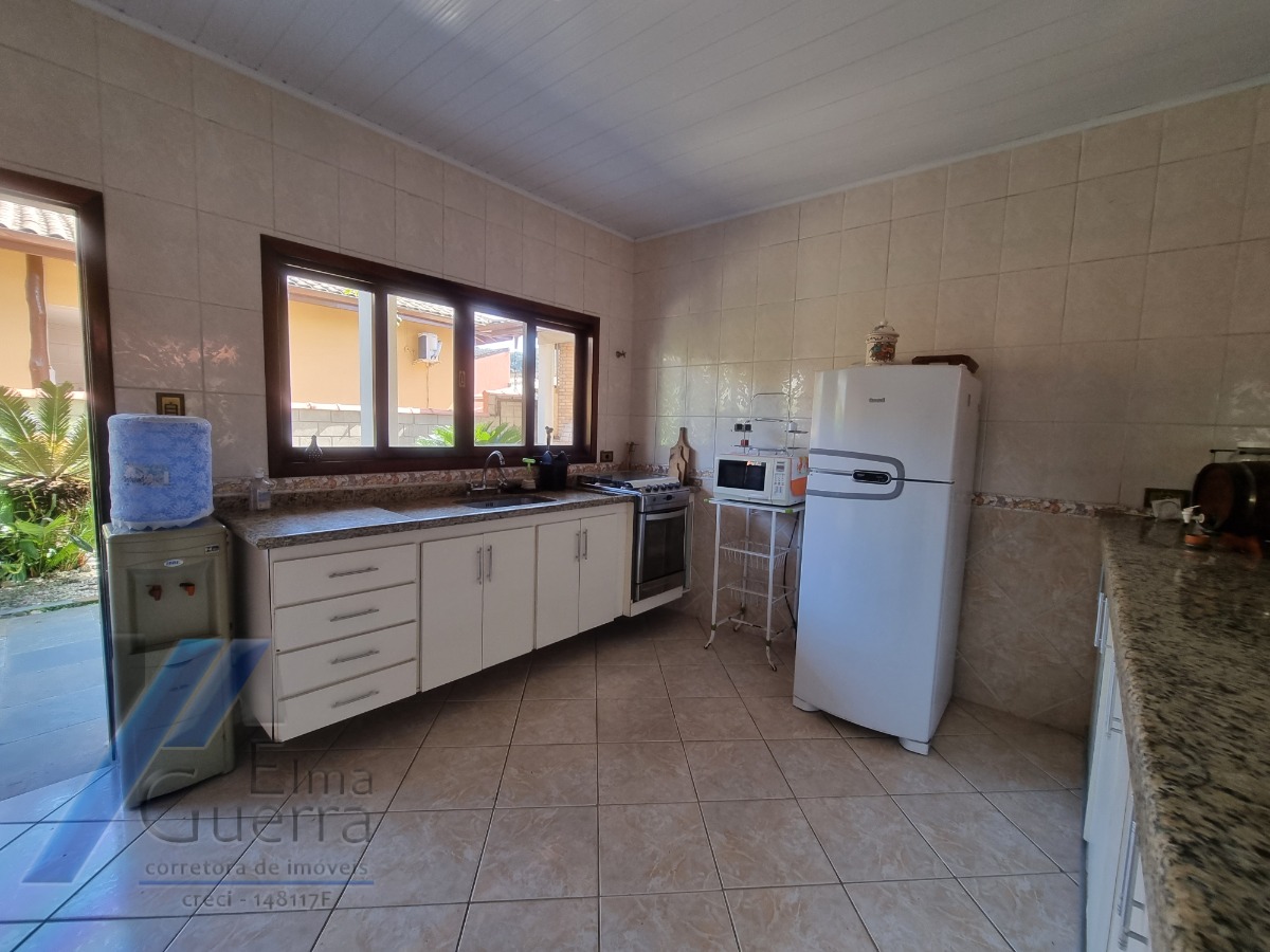 Casa, 4 quartos, 250 m² - Foto 22