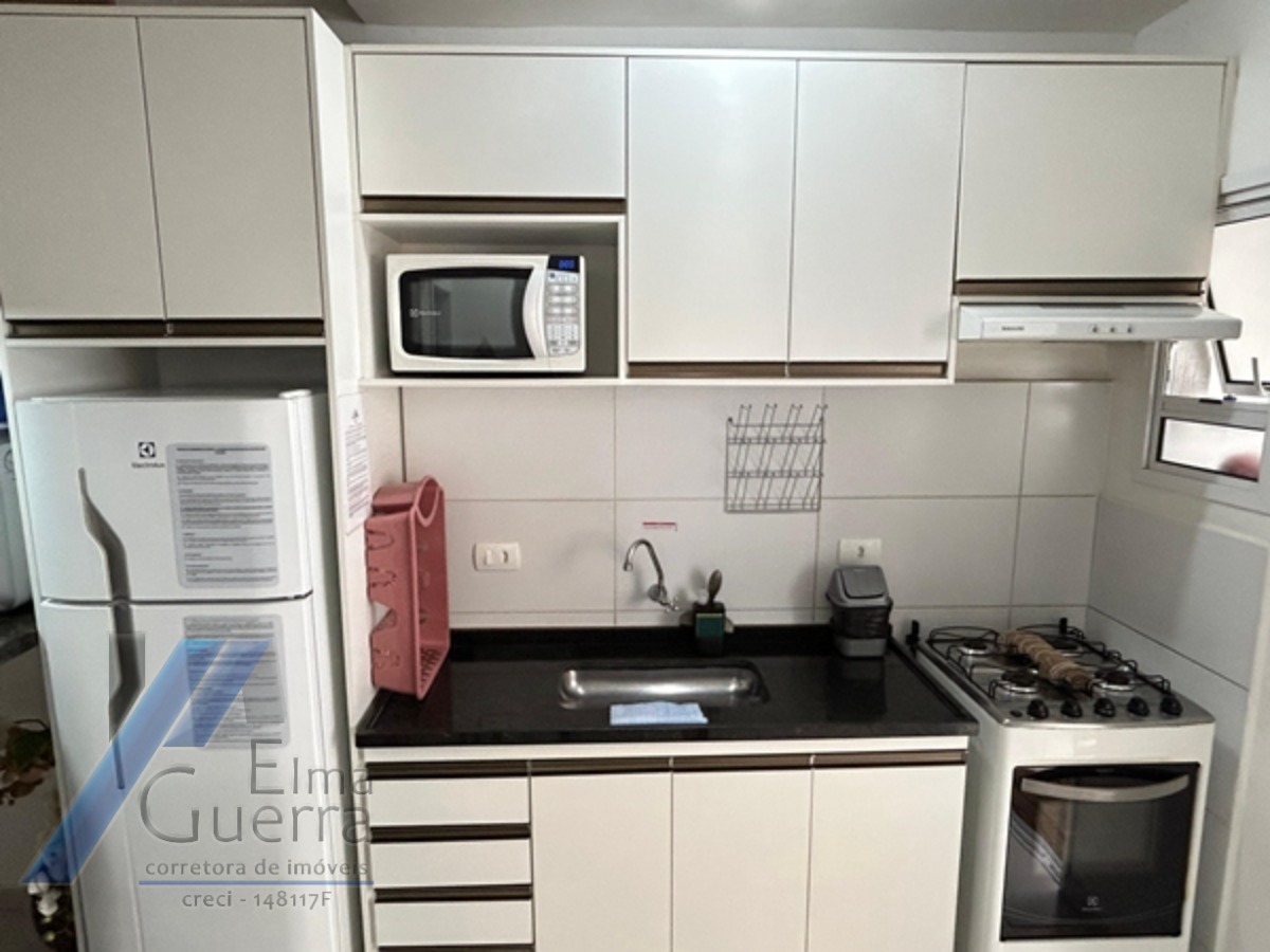 Apartamento à venda com 2 quartos, 70m² - Foto 12