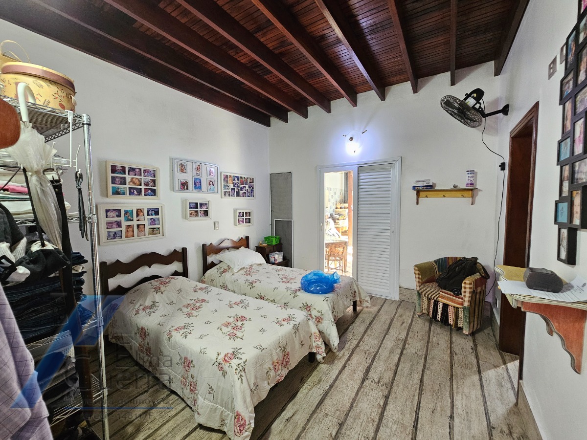 Casa, 4 quartos, 340 m² - Foto 20