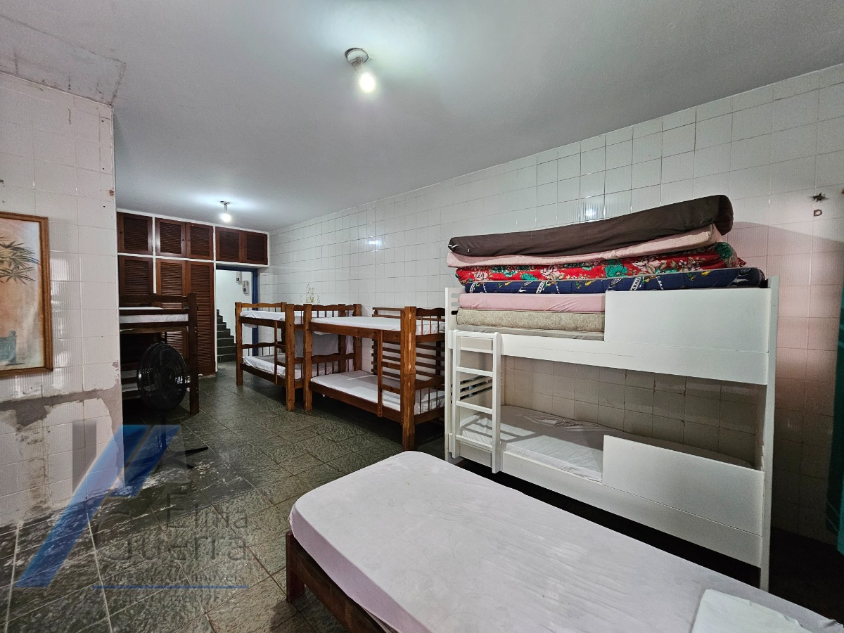 Casa, 4 quartos, 250 m² - Foto 13