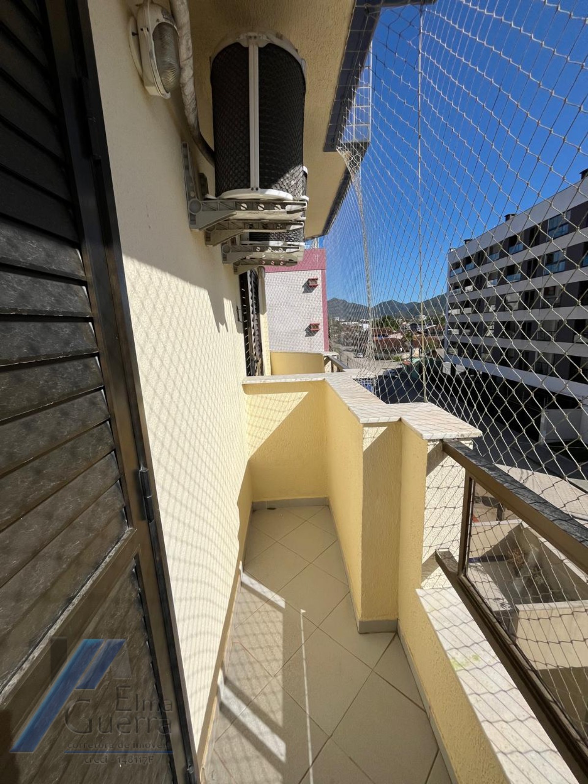Apartamento à venda com 3 quartos, 130m² - Foto 3