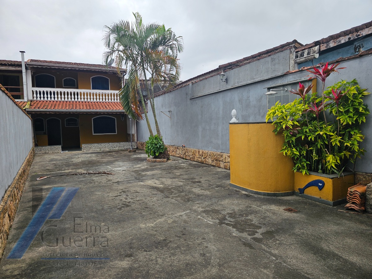 Casa à venda com 2 quartos, 95m² - Foto 2