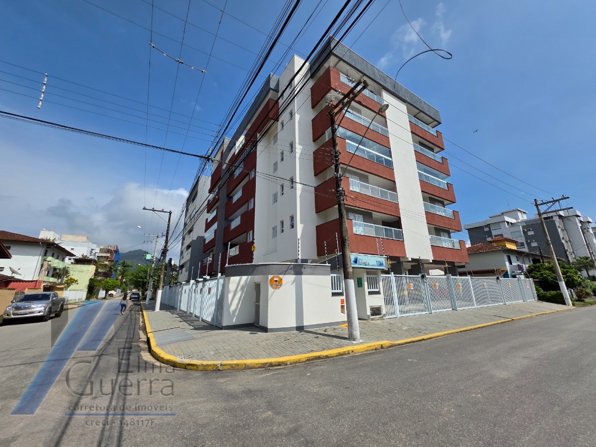 Ubatuba, Itagua - Apartamento cobertura com 03 dormitórios sendo 03 suíte e área de lazer.