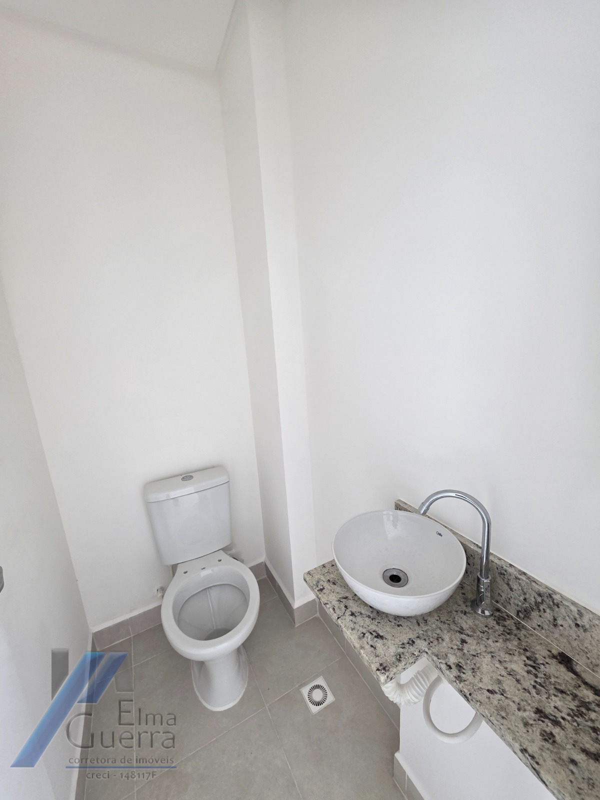 Ubatuba, Itagua - Apartamento cobertura com 03 dormitórios sendo 03 suíte e área de lazer.