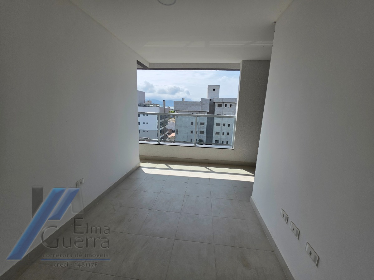 Ubatuba, Itagua - Apartamento cobertura com 03 dormitórios sendo 03 suíte e área de lazer.