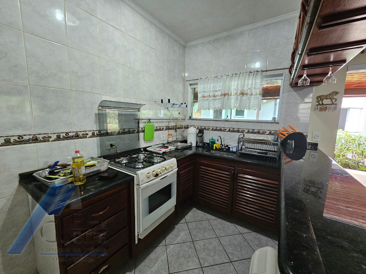 Casa, 4 quartos, 264 m² - Foto 25