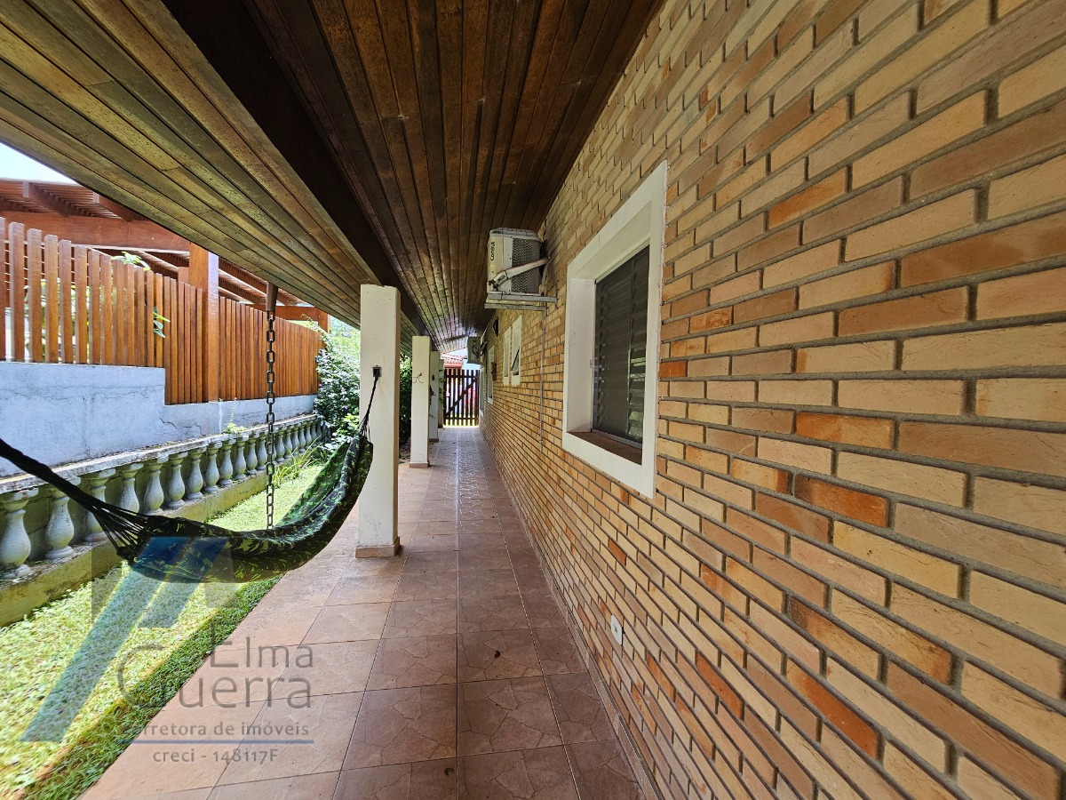 Casa, 6 quartos, 190 m² - Foto 13