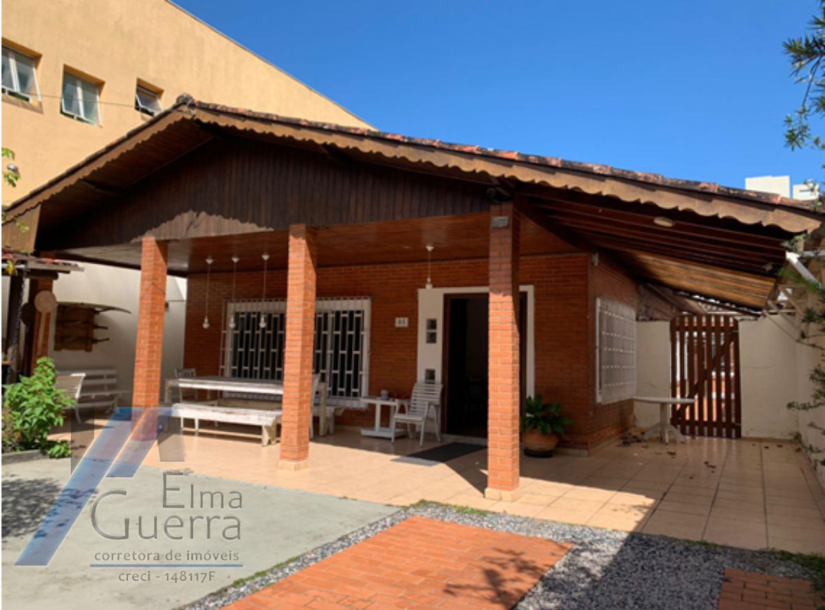 Casa, 3 quartos, 210 m² - Foto 1