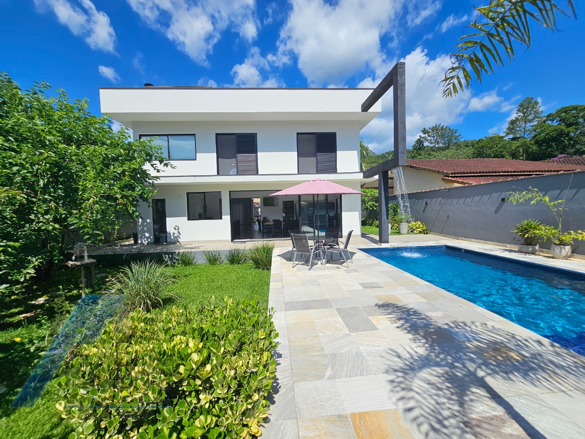 Casa, 4 quartos, 300 m² - Foto 8