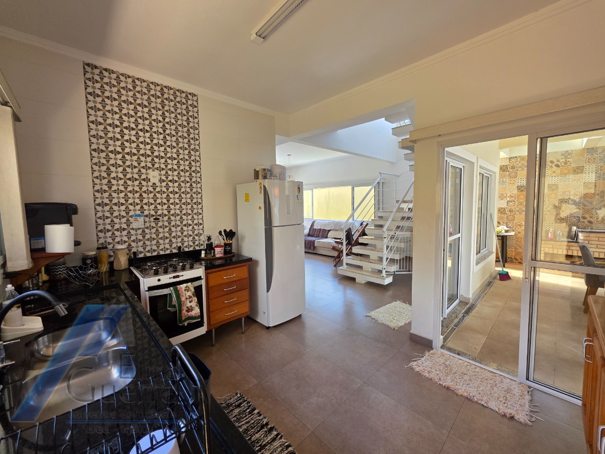 Casa, 4 quartos, 250 m² - Foto 20