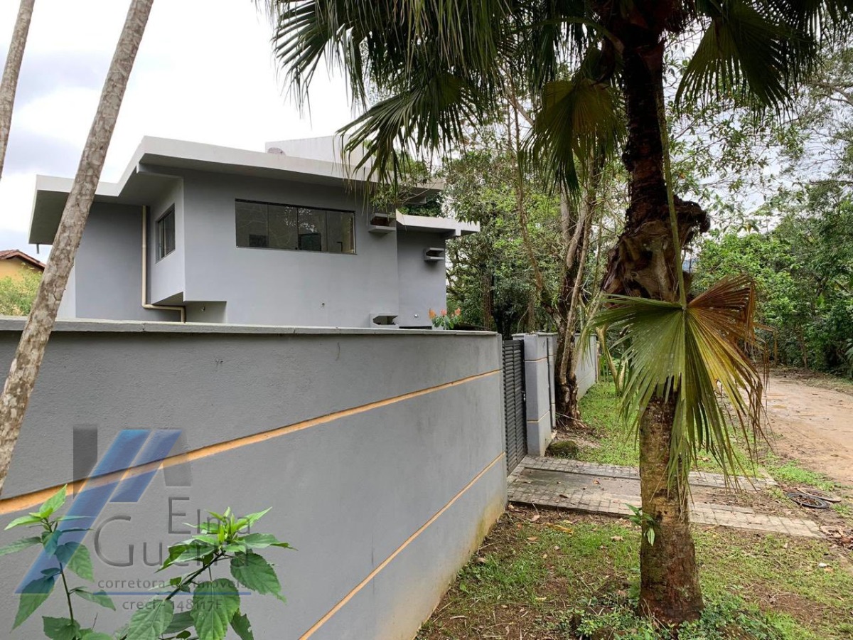 Casa, 4 quartos, 220 m² - Foto 2