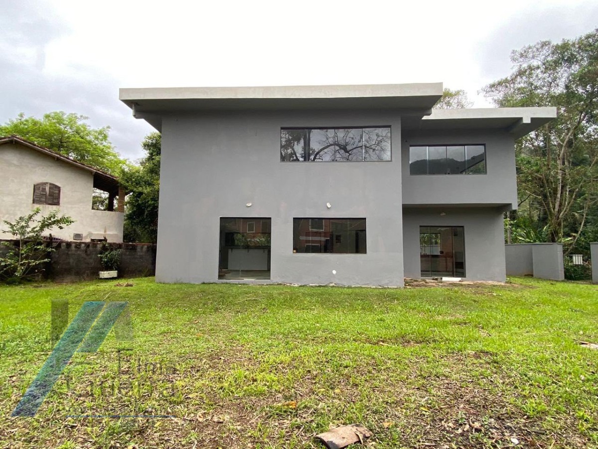 Casa, 4 quartos, 220 m² - Foto 3