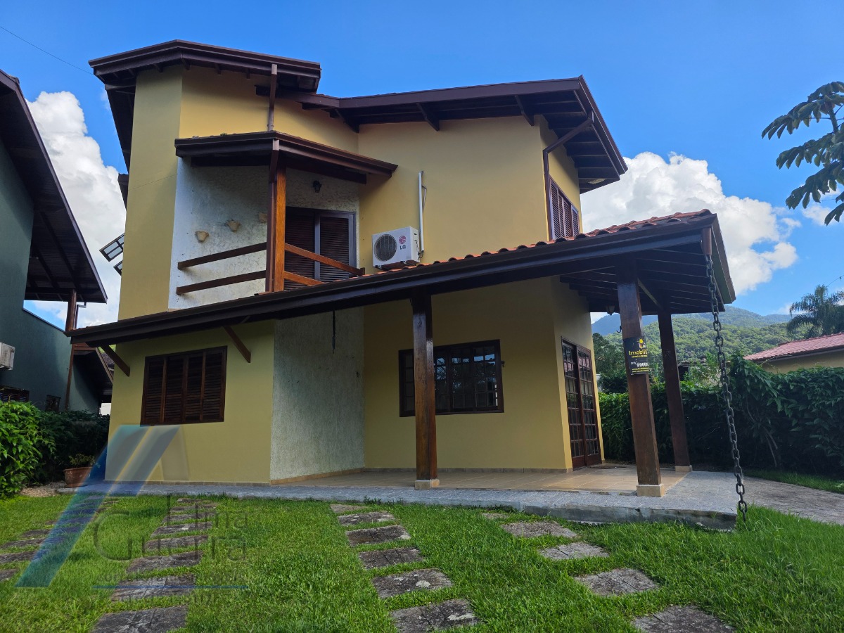 Casa, 3 quartos, 191 m² - Foto 2