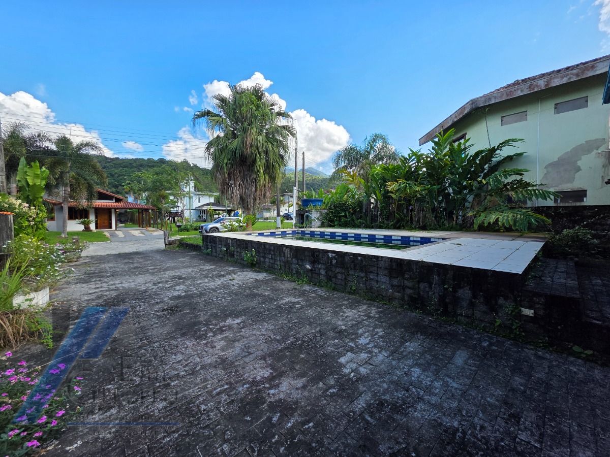 Casa, 3 quartos, 250 m² - Foto 4