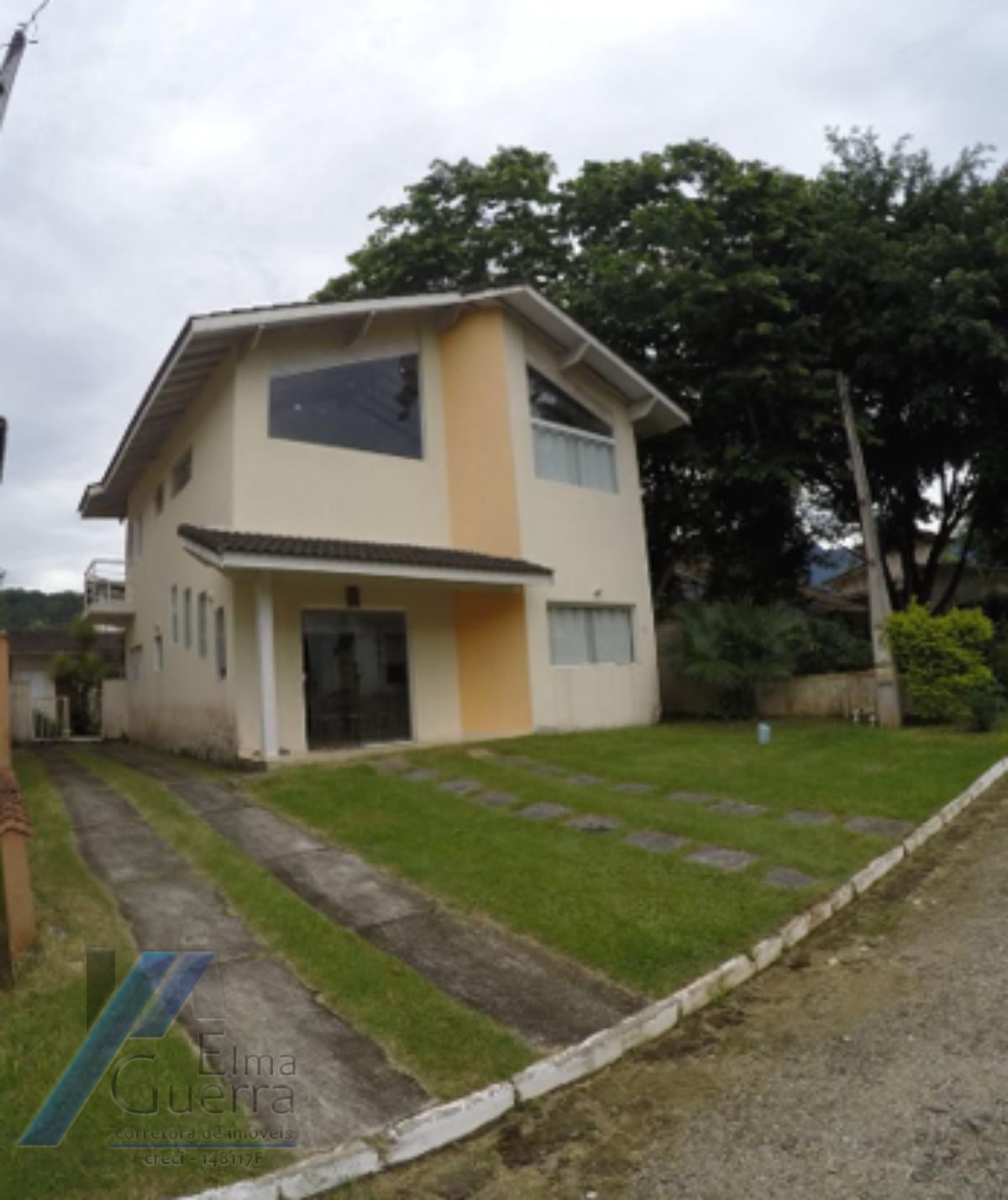 Casa, 3 quartos, 240 m² - Foto 1