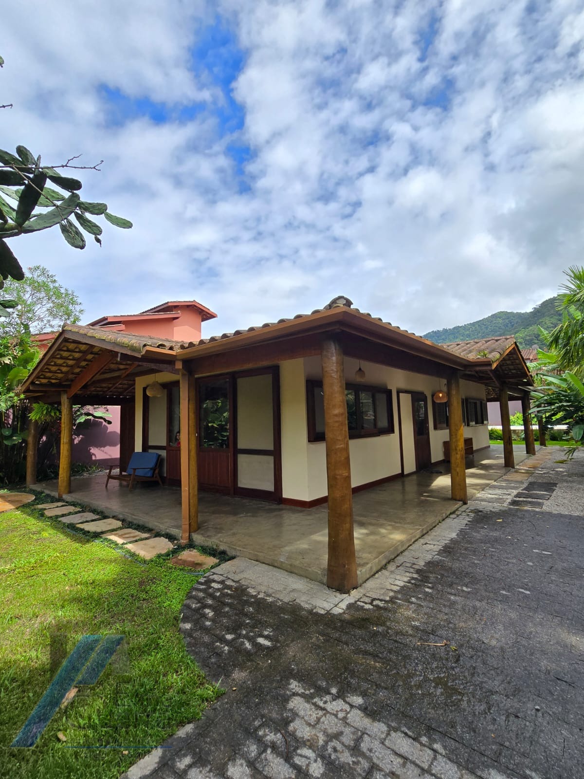 Casa, 3 quartos, 200 m² - Foto 4