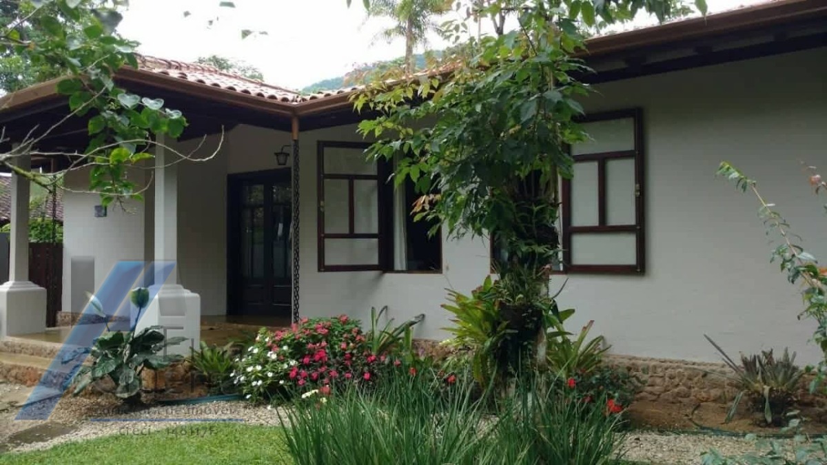 Casa, 3 quartos, 153 m² - Foto 1