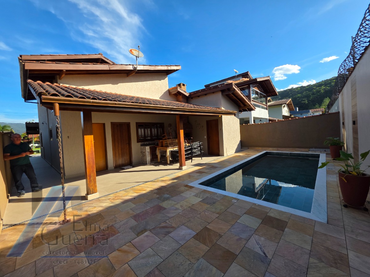 Casa, 3 quartos, 180 m² - Foto 11