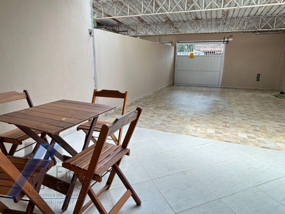 Casa, 3 quartos, 210 m² - Foto 2