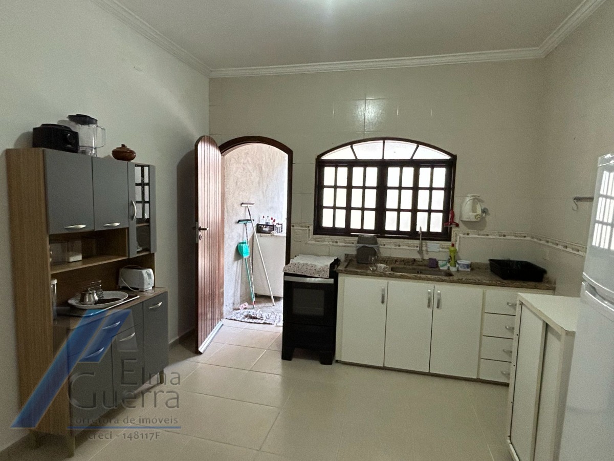 Casa, 3 quartos, 210 m² - Foto 17