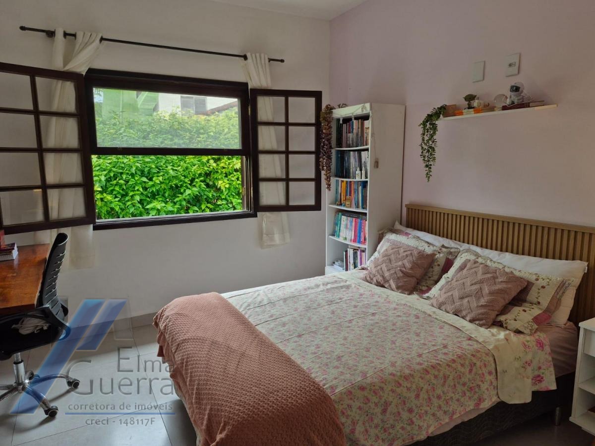 Casa, 4 quartos, 250 m² - Foto 14