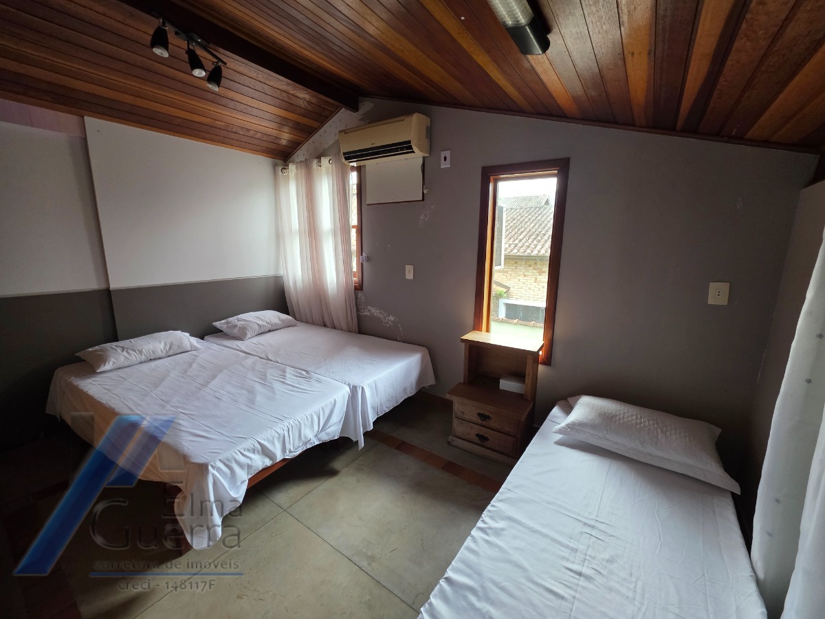 Casa, 3 quartos, 290 m² - Foto 34
