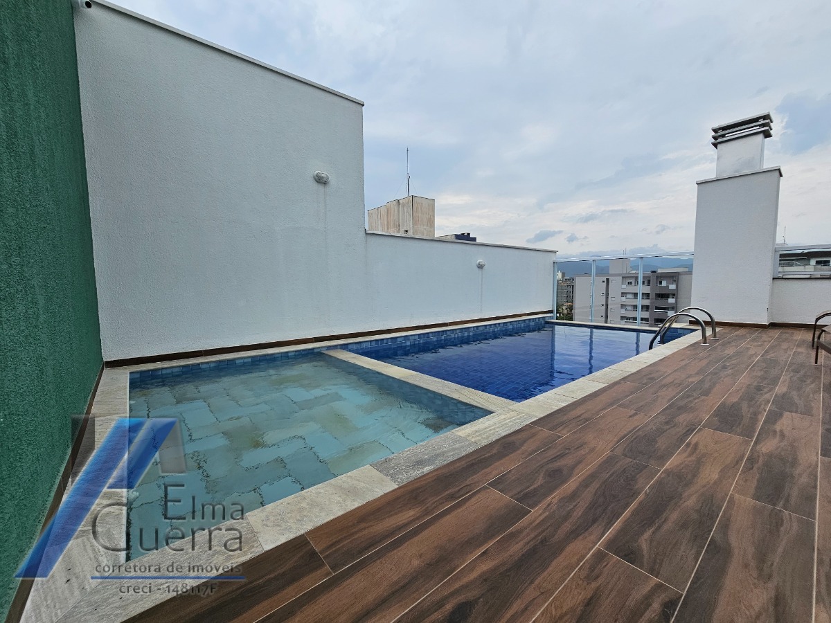 Ubatuba, Itaguá - Apartamento com 02 dormitórios sendo 01 suíte e área de lazer.