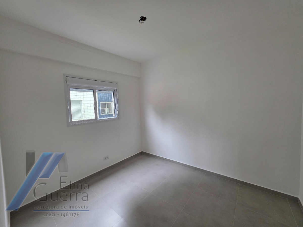 Ubatuba, Itaguá - Apartamento com 02 dormitórios sendo 01 suíte e área de lazer.