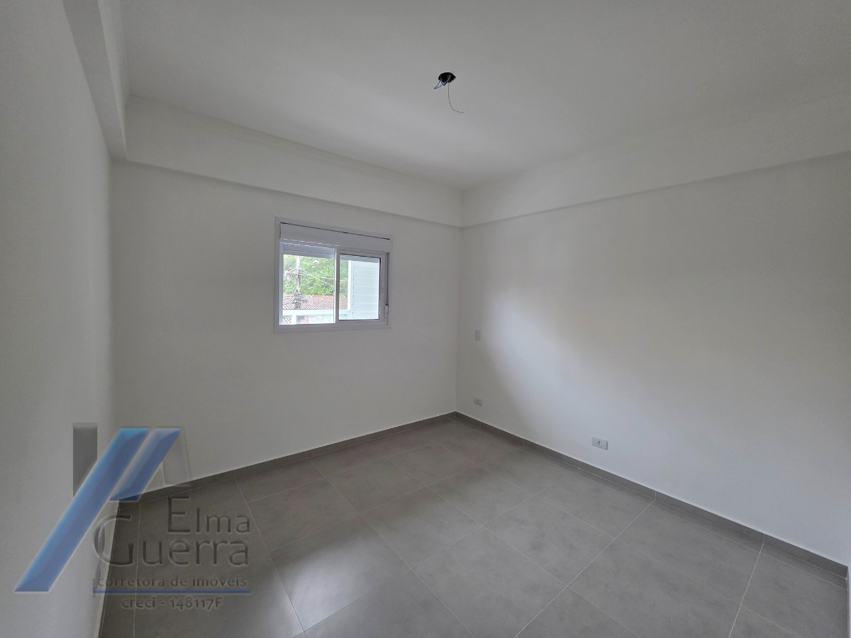 Ubatuba, Itaguá - Apartamento com 02 dormitórios sendo 01 suíte e área de lazer.