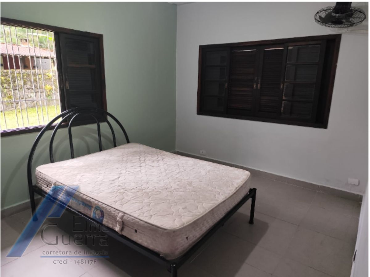 Ubatuba, Vila de Itamambuca - Casa com 03 dormitórios, com terreno de 1.540m2, escriturado.