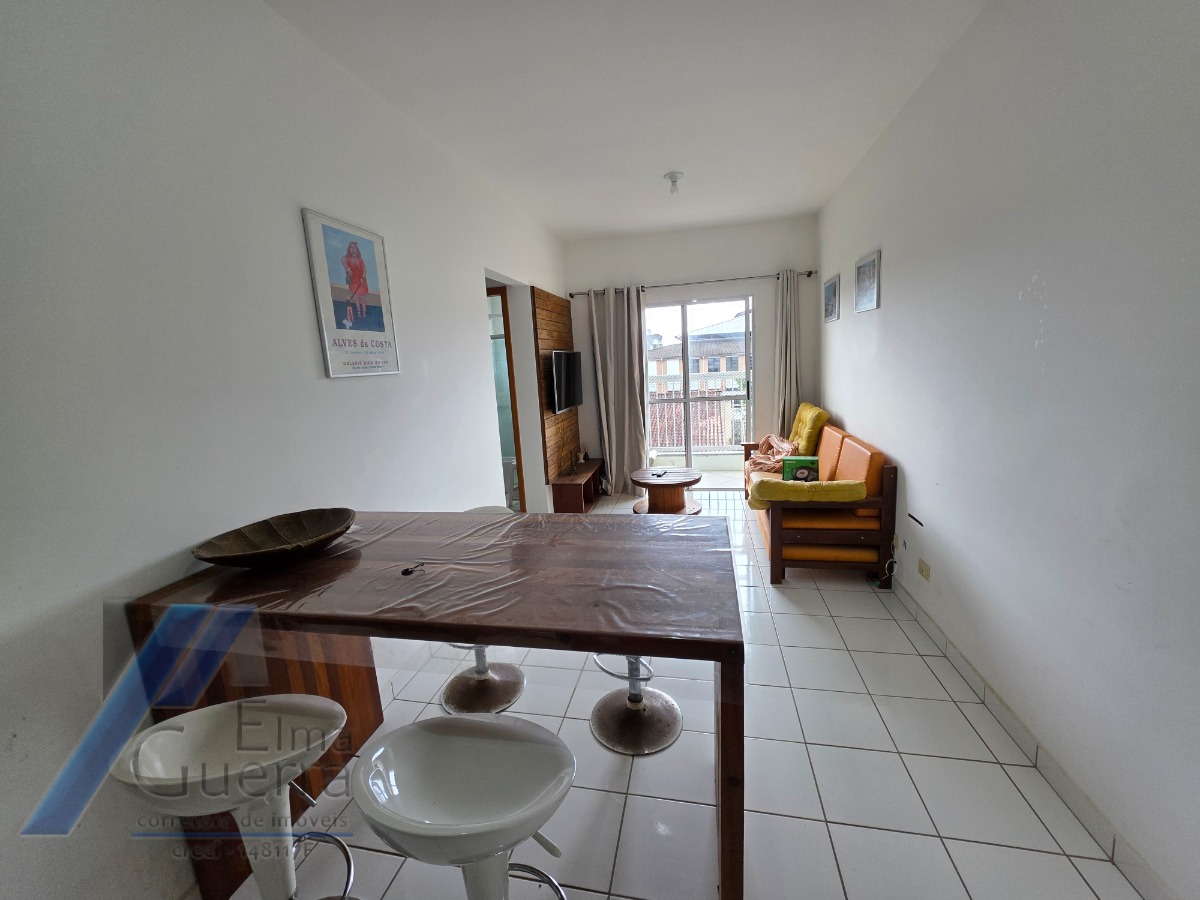 Ubatuba, Centro - Apartamento mobiliado com 02 dormitórios com elevador.