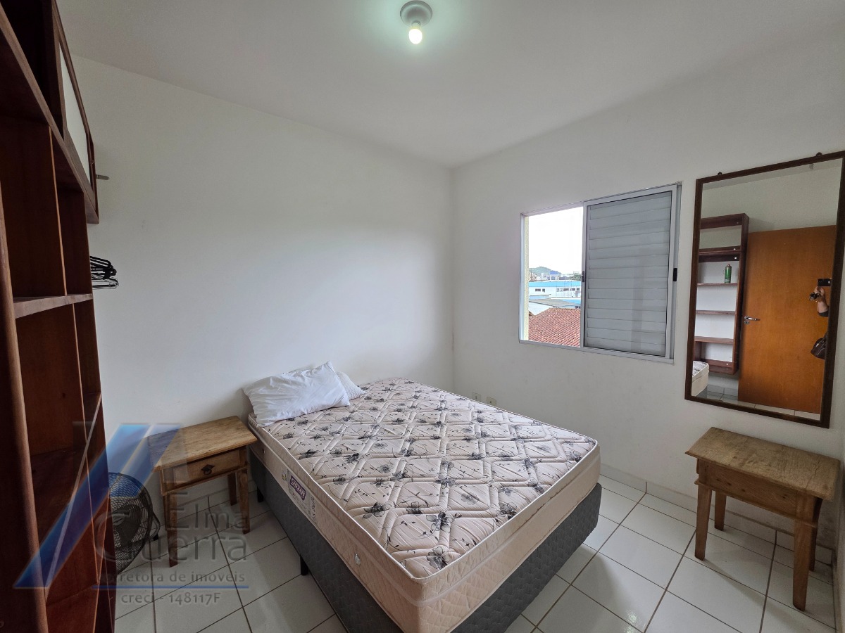 Ubatuba, Centro - Apartamento mobiliado com 02 dormitórios com elevador.