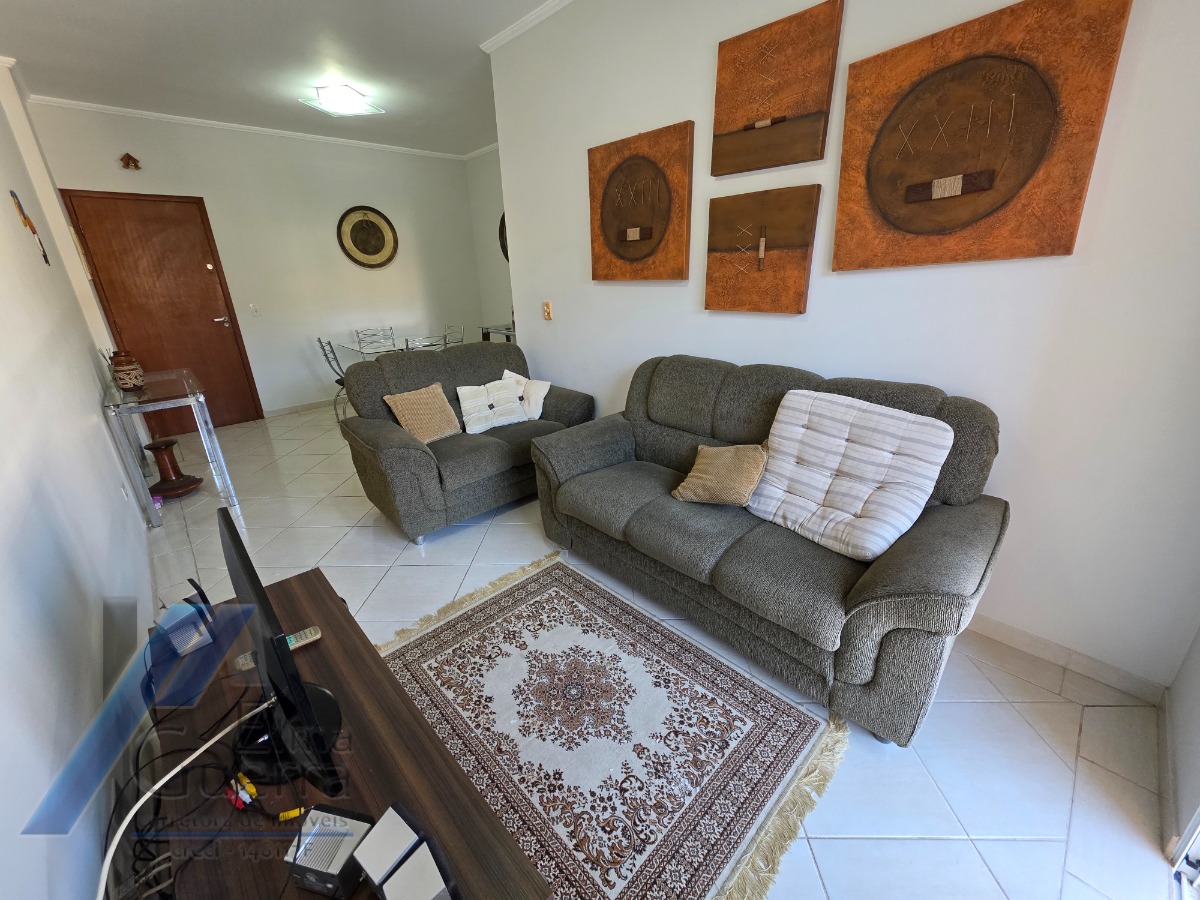 Ubatuba, Centro - Apartamento mobiliado com 2 dormitórios sendo 01 suíte e área de lazer.