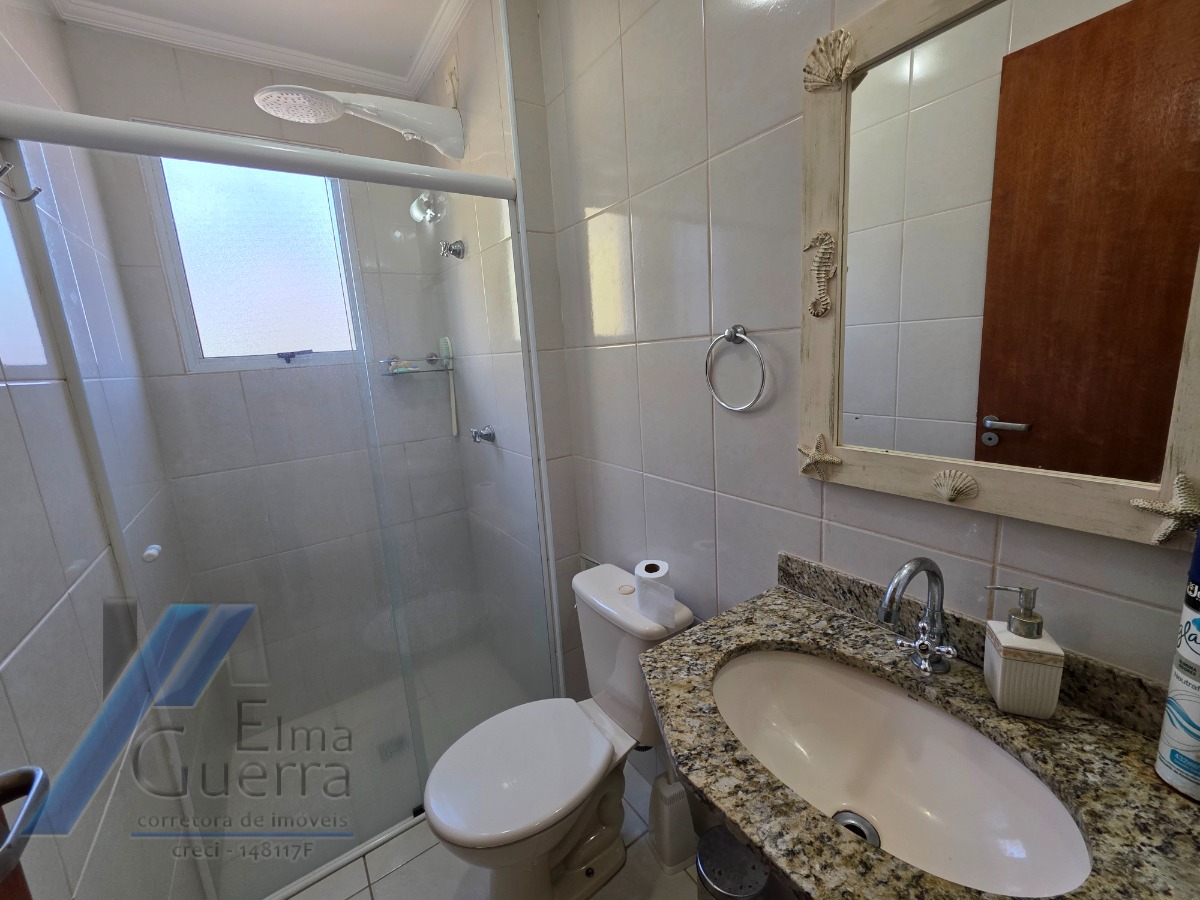 Ubatuba, Centro - Apartamento mobiliado com 2 dormitórios sendo 01 suíte e área de lazer.