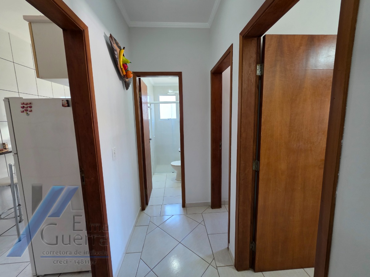 Ubatuba, Centro - Apartamento mobiliado com 2 dormitórios sendo 01 suíte e área de lazer.