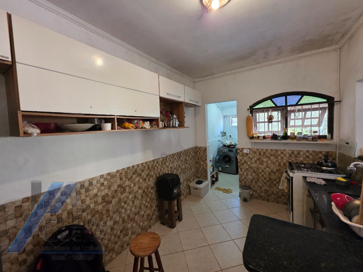Ubatuba, Pereque-açú - Casa com 01 dormitório, com terreno de 250m2, doc. Ok.
