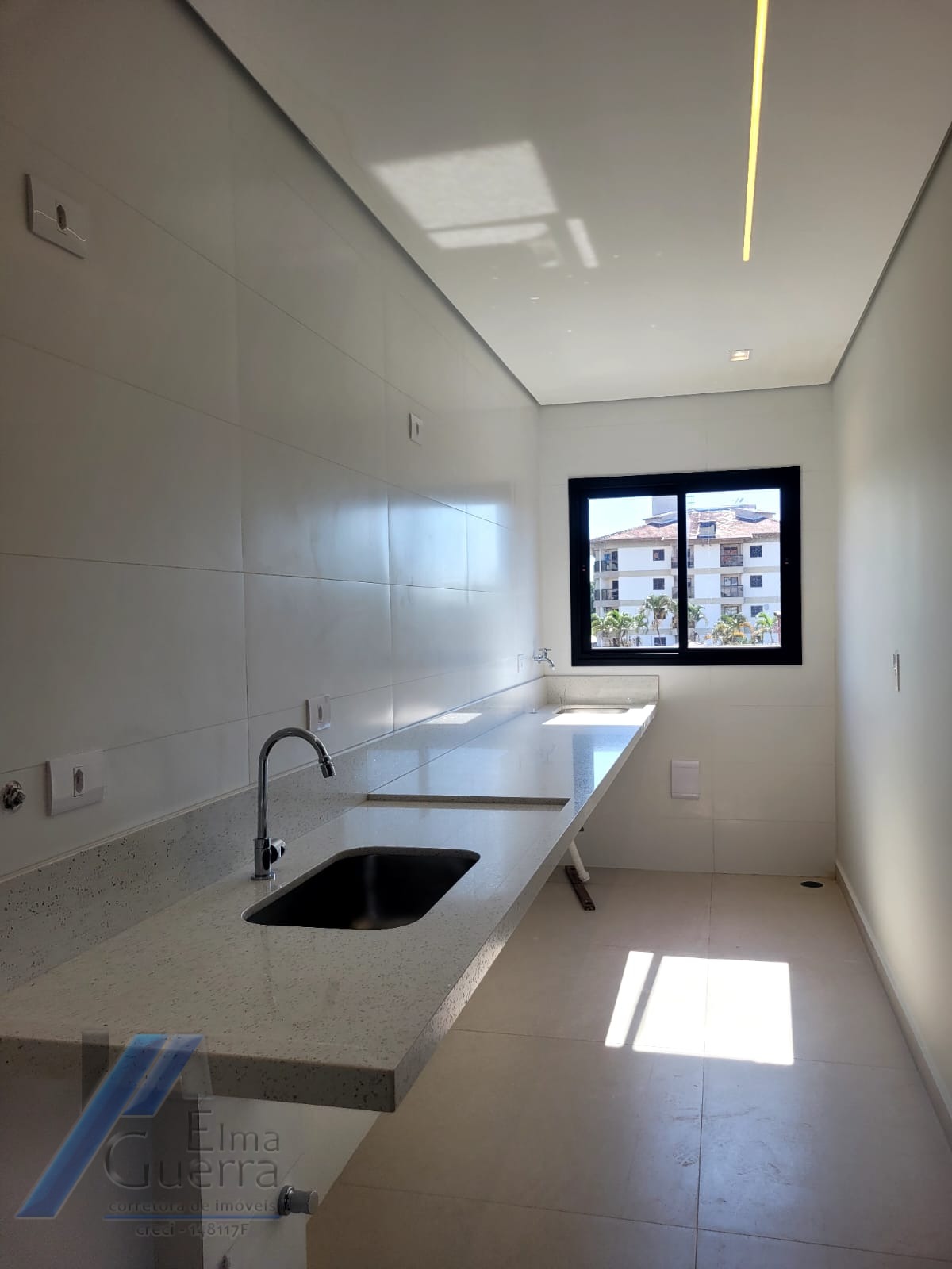 Ubatuba, Itagua - Apartamento em construção, Ampla área de Lazer, 02 Dormitórios sendo 01 Suíte, 73,65m2.
