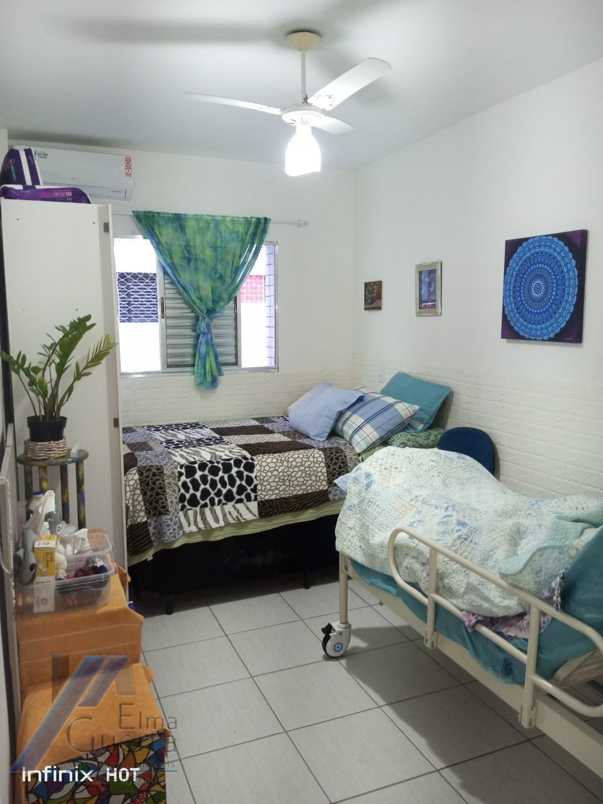 Ubatuba, Itagua - Apartamento de 02 dormitórios sendo 01 suíte, a 150 metros da praia.