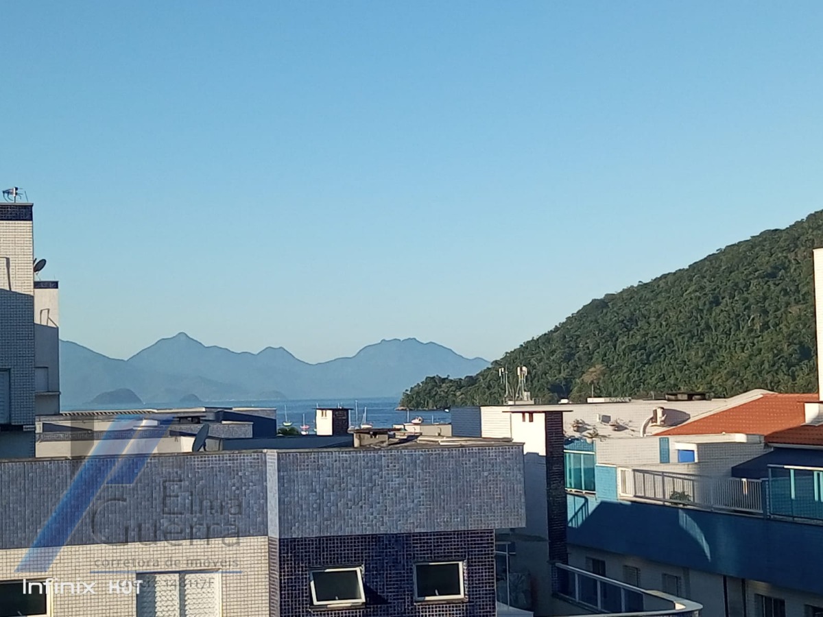 Ubatuba, Itagua - Apartamento de 02 dormitórios sendo 01 suíte, a 150 metros da praia.