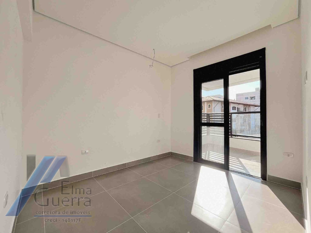 Ubatuba, Itaguá - Apartamento com 02 dormitórios sendo 01 suíte e área de lazer em local tranquilo.